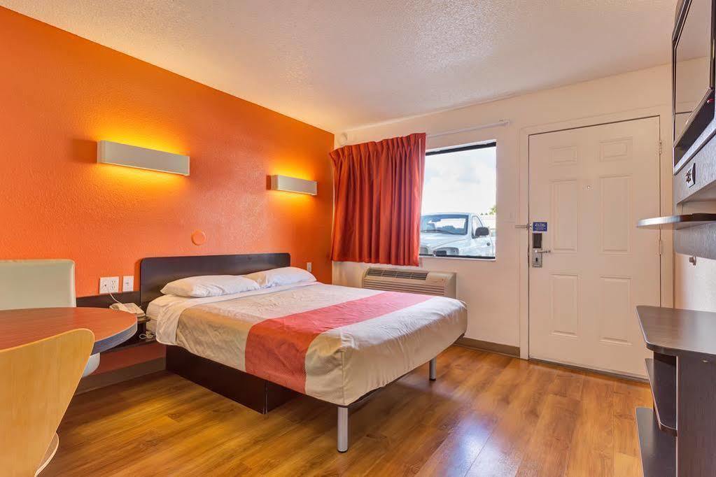 Park Inn By Radisson, Santa Rosa South Zewnętrze zdjęcie